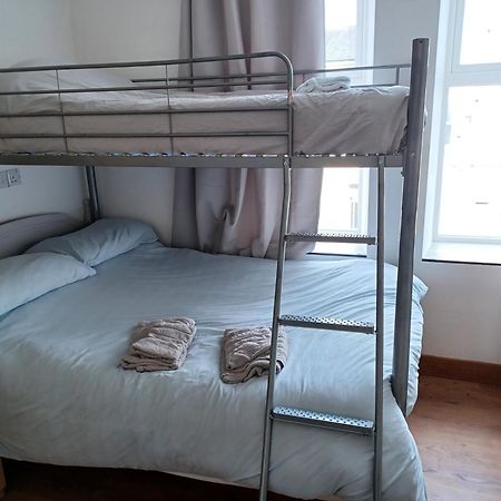 Voyage Hostel - Ensuite Family Rooms With Shared Kitchen Douglas Phòng bức ảnh