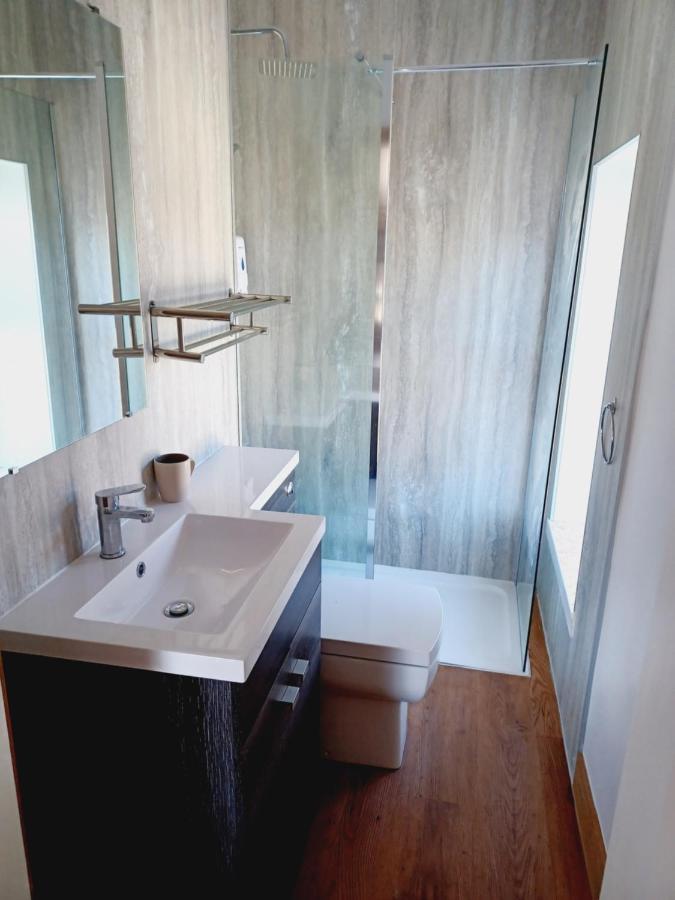 Voyage Hostel - Ensuite Family Rooms With Shared Kitchen Douglas Ngoại thất bức ảnh