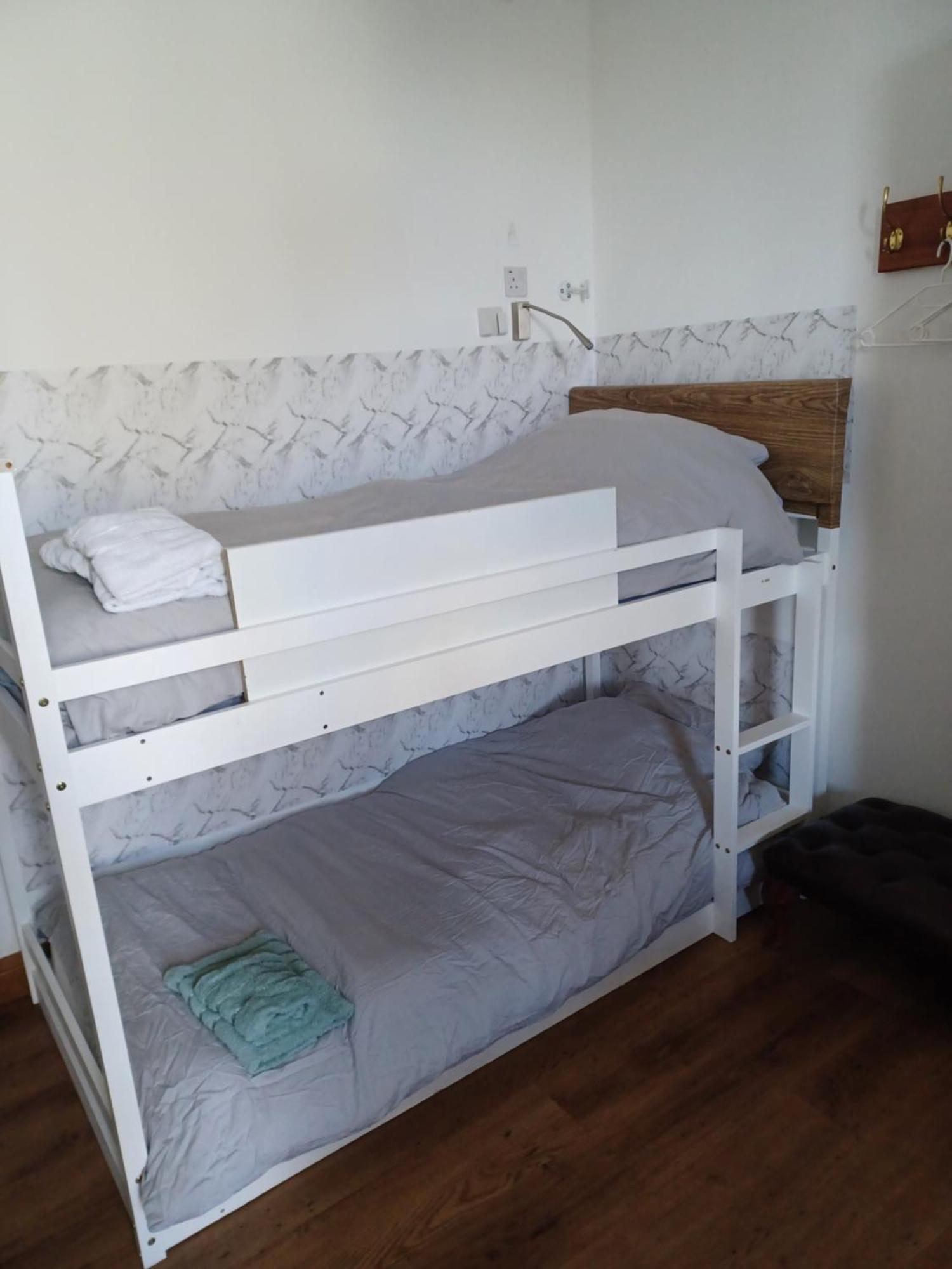 Voyage Hostel - Ensuite Family Rooms With Shared Kitchen Douglas Ngoại thất bức ảnh